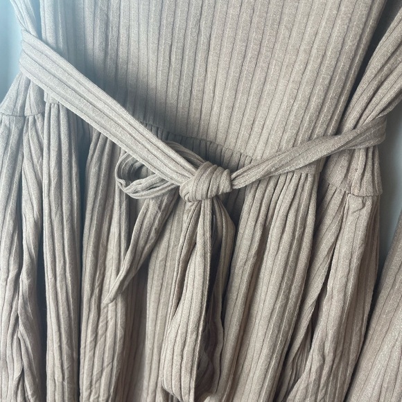 Sherryrise Women's Long Sleeve Ribbed Fit & Flare Dress Beige Size XL - Picture 4 of 9